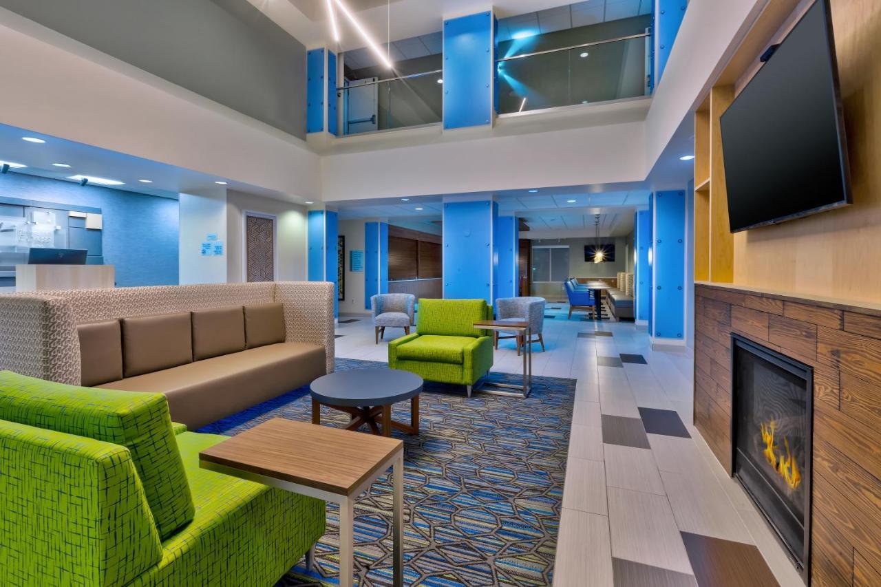Holiday Inn Express & Suites - Effingham By Ihg Dış mekan fotoğraf