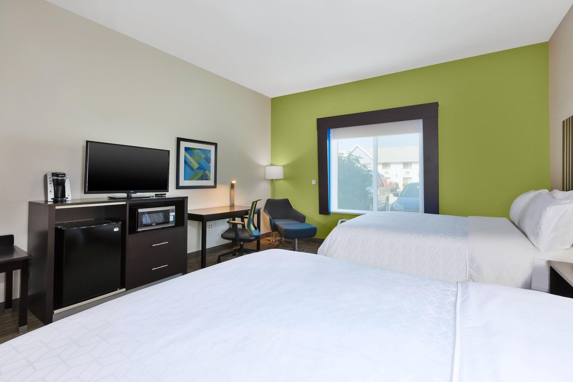 Holiday Inn Express & Suites - Effingham By Ihg Dış mekan fotoğraf