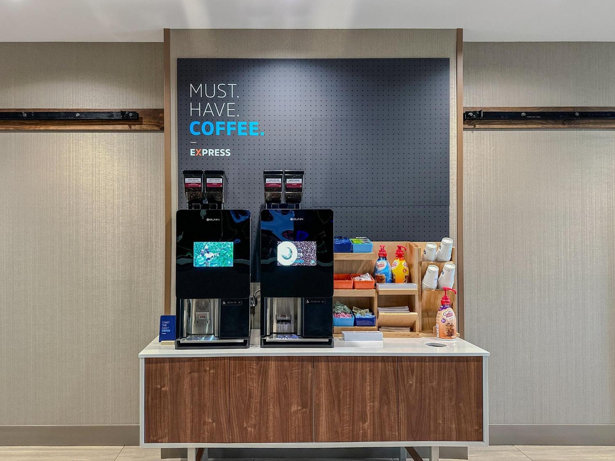 Holiday Inn Express & Suites - Effingham By Ihg Dış mekan fotoğraf