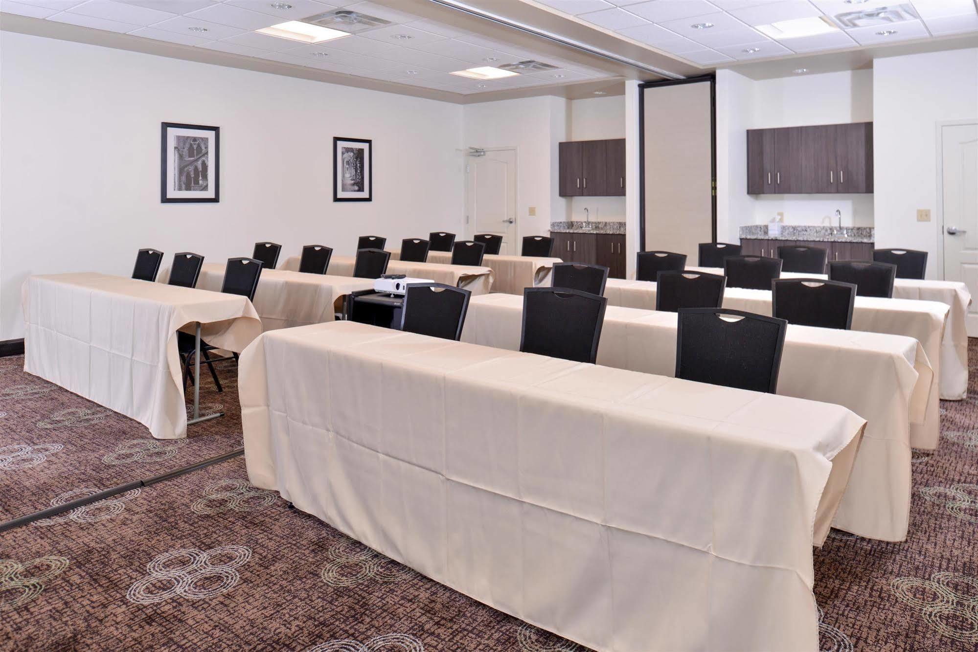 Holiday Inn Express & Suites - Effingham By Ihg Dış mekan fotoğraf